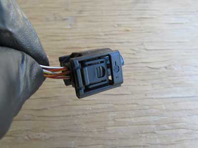 Audi TT MK1 8N AC Heater Flap Actuator Yellow Connector Plug Pigtail 21054036813